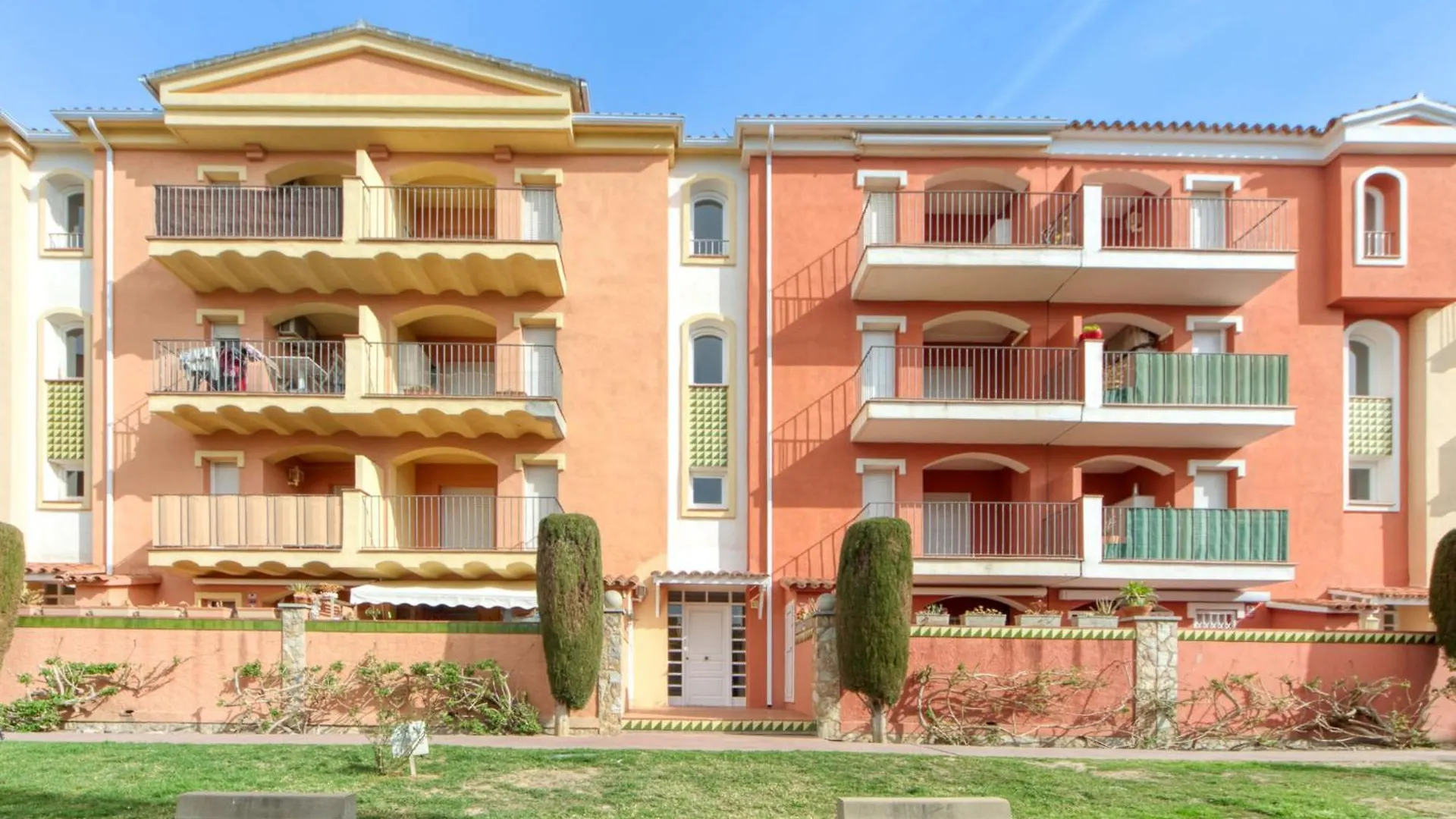 Apartment Gran Reserva-36 By Interhome Empuriabrava